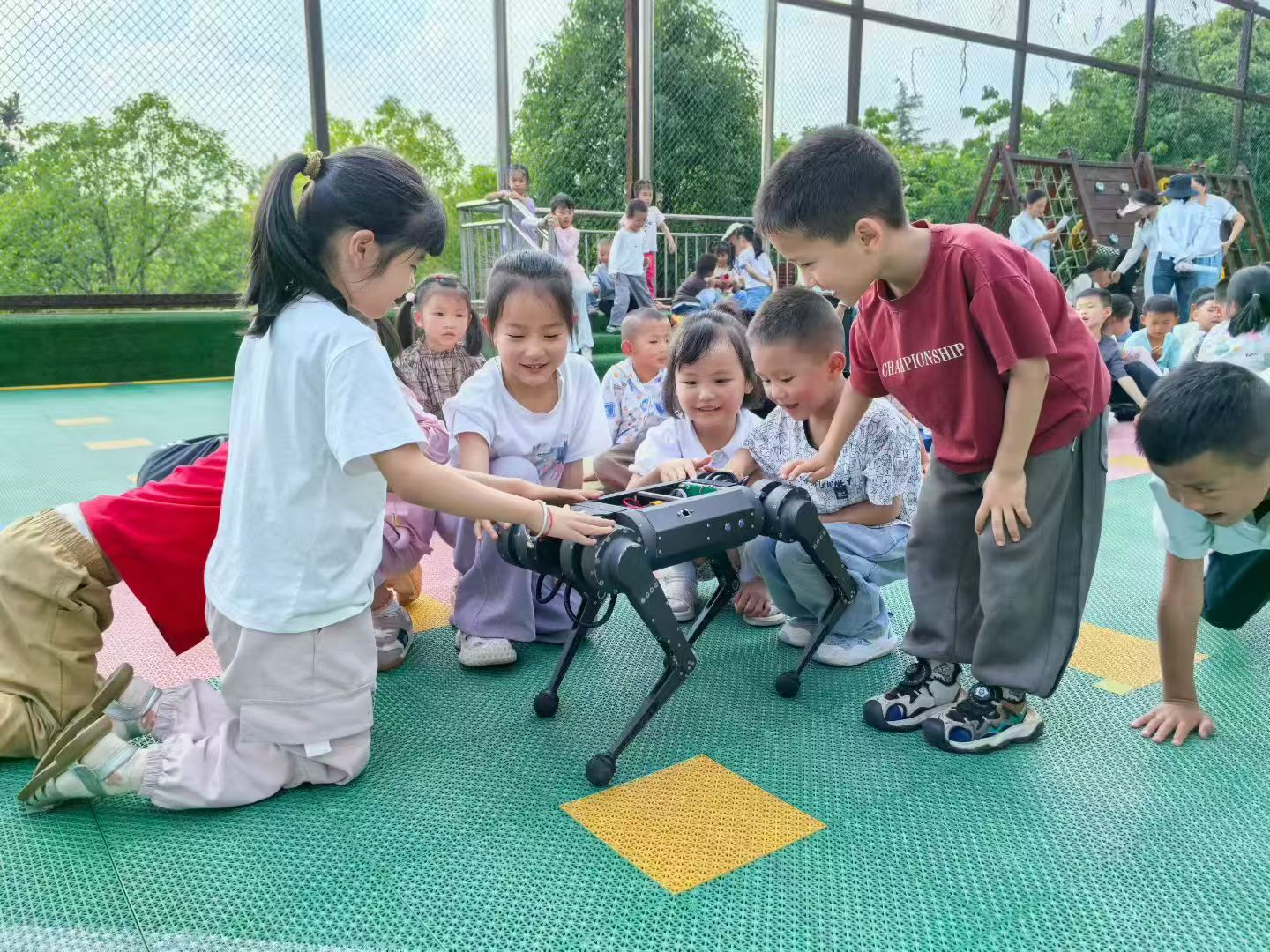活动照片2.jpg 活动照片2.jpg